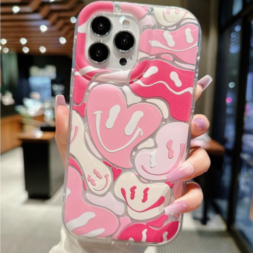 Trendy iPhone Case ๐ฑ - Picture 2 of 3